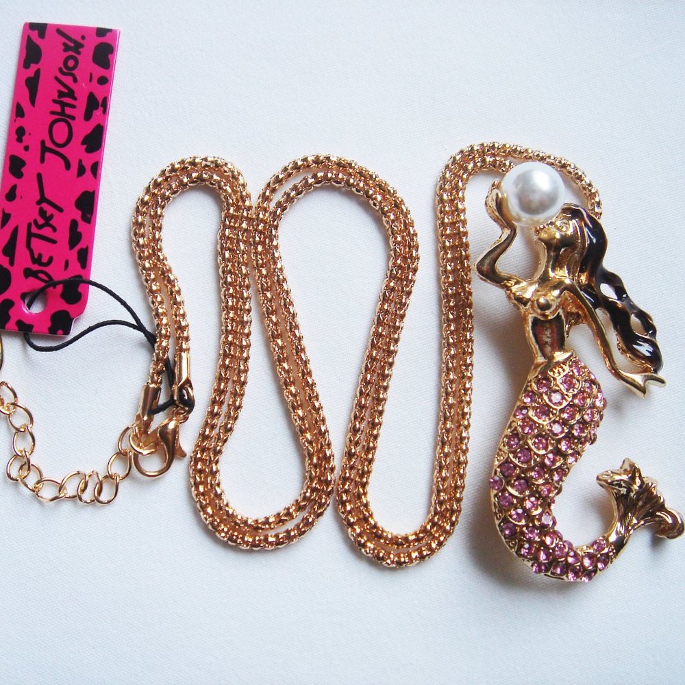 NWT BETSEY JOHNSON MERMAID NECKLACE BROOCH